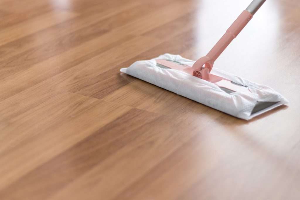 how-clean-laminate-floors-1024x682-1